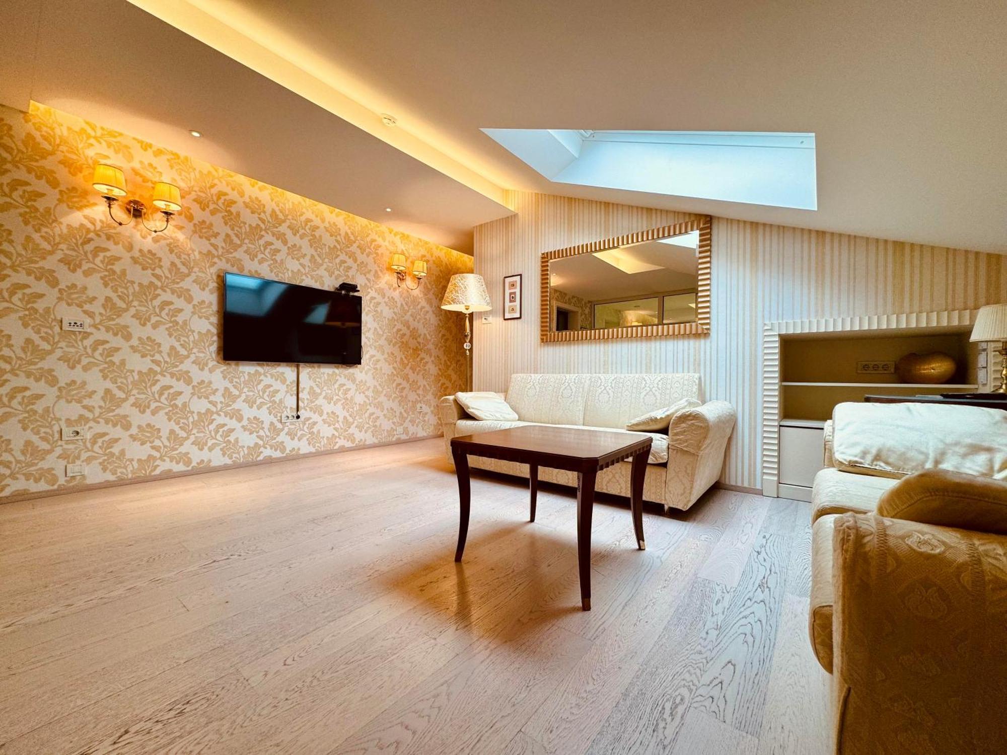 Boutique Hotel Oasi Pjescana Uvala Zewnętrze zdjęcie