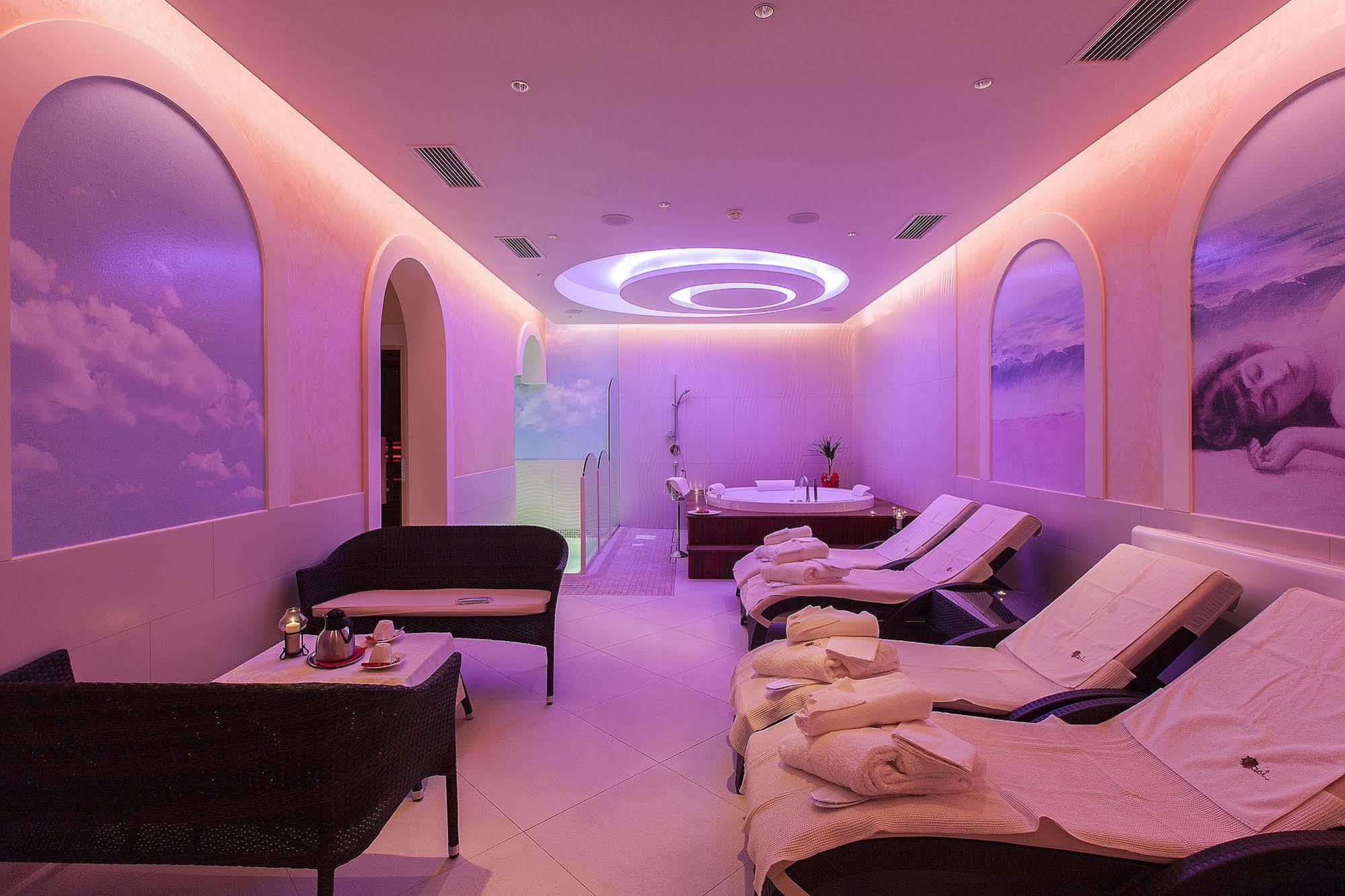 Boutique Hotel Oasi Pjescana Uvala Zewnętrze zdjęcie